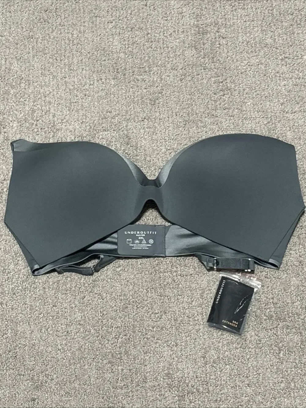 Underoutfit The No Strings Attached Wire Free Strapless Bra Size 2XL Gray NWT
